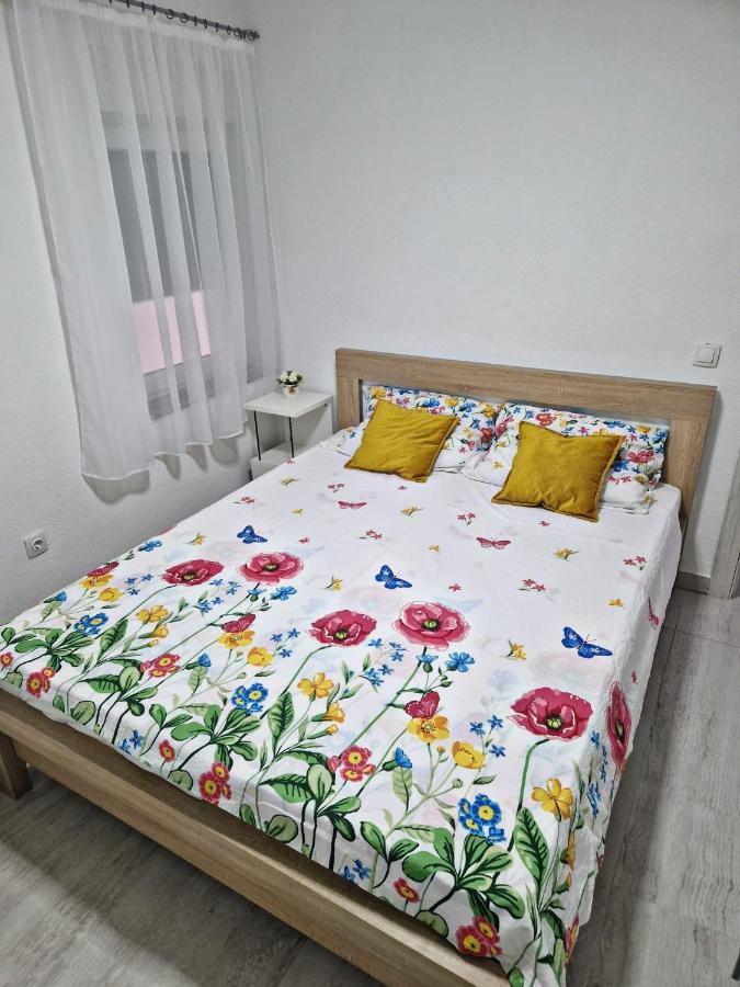 Amazing Sea View Apartment Omiš Екстериор снимка