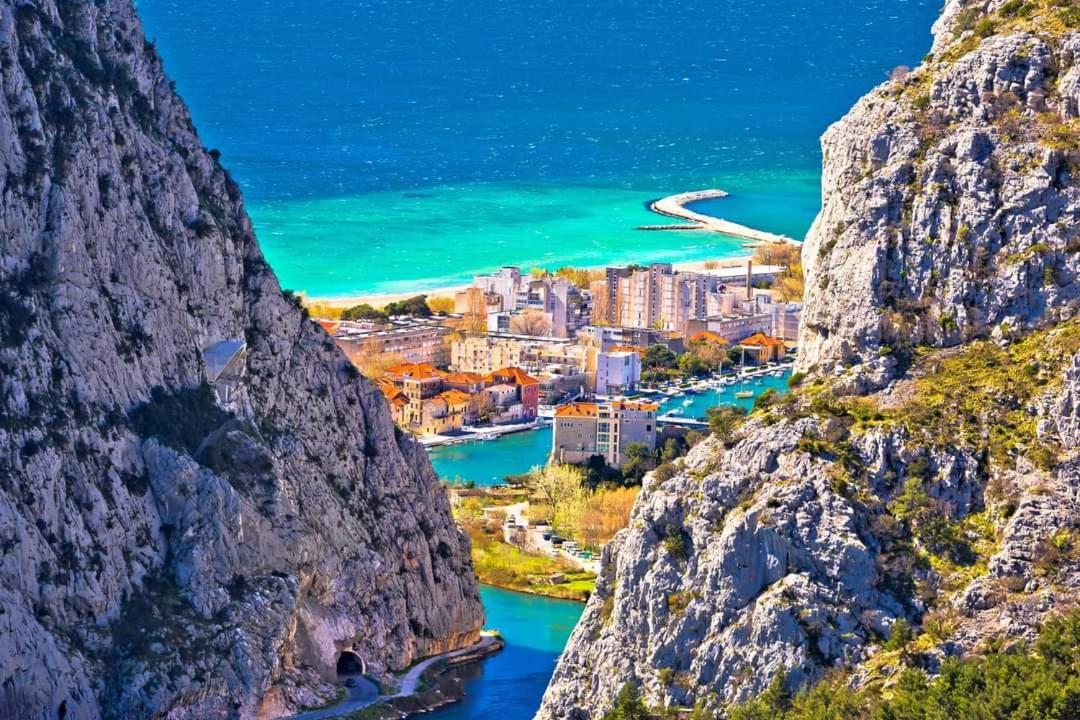 Amazing Sea View Apartment Omiš Екстериор снимка
