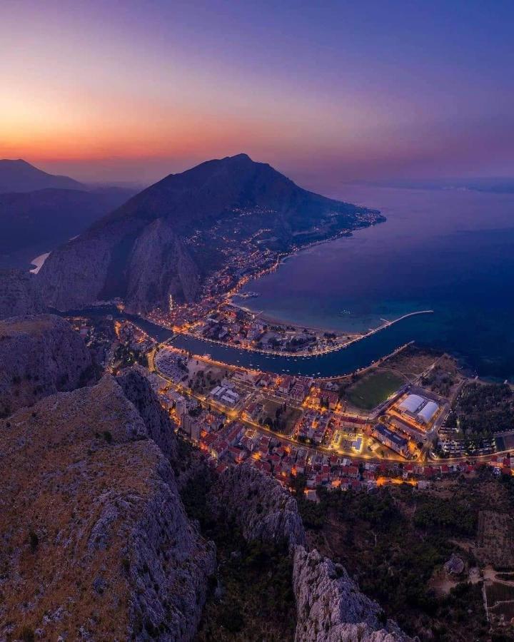Amazing Sea View Apartment Omiš Екстериор снимка
