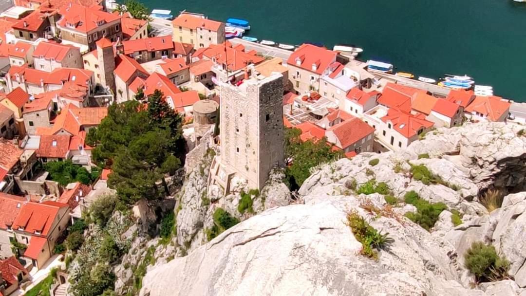 Amazing Sea View Apartment Omiš Екстериор снимка
